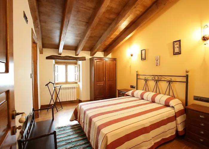 Casa Da Iglesia Kır Evi Viñós